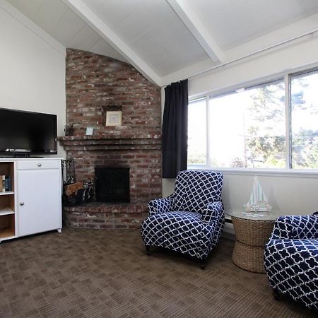 Lamp Lighter Inn And Sunset Suites Carmel-by-the-Sea Exterior photo