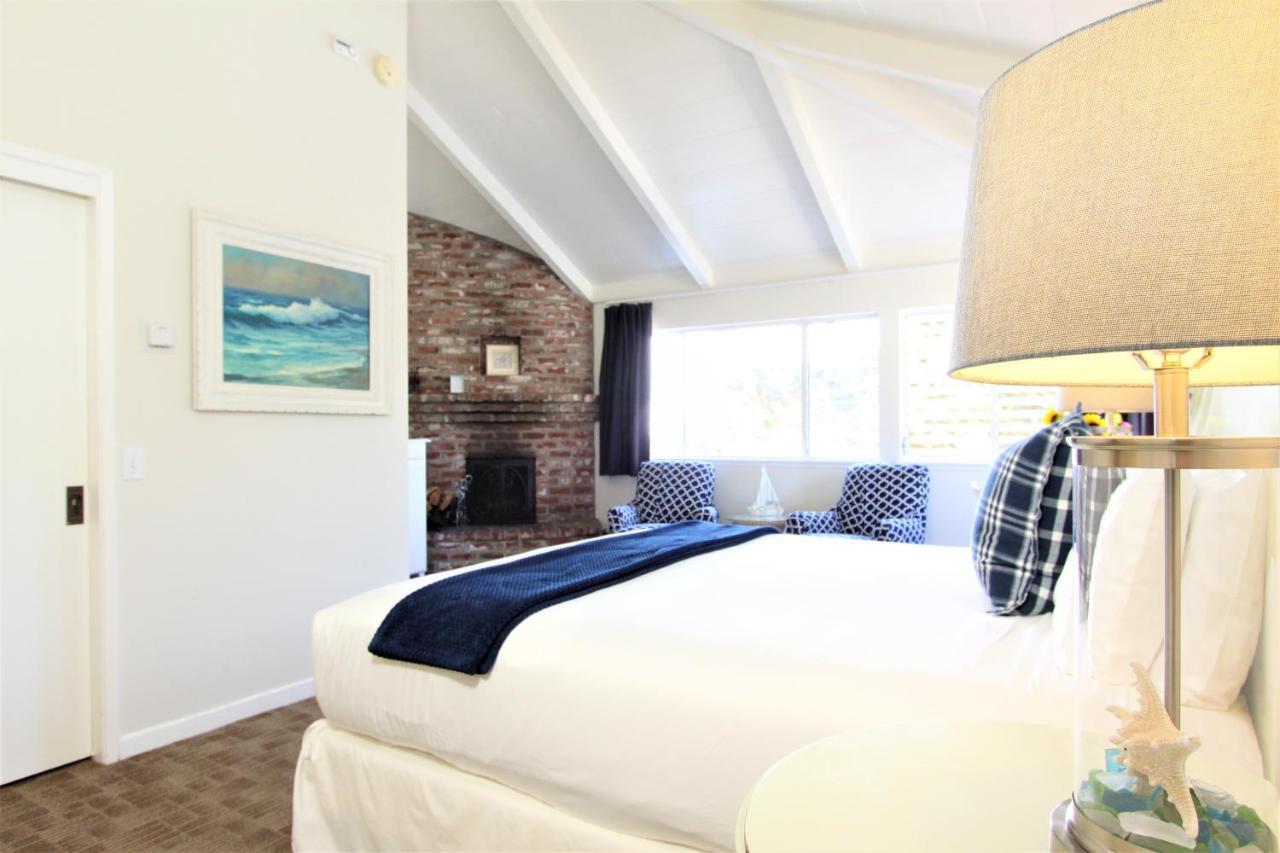 Lamp Lighter Inn And Sunset Suites Carmel-by-the-Sea Exterior photo