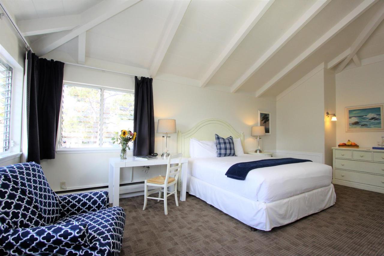 Lamp Lighter Inn And Sunset Suites Carmel-by-the-Sea Exterior photo